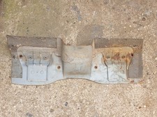 FORD CAPRI MK3 V6 2.8i 3.0 REAR DUAL TWIN EXHAUST MOUNTING PANEL ESSEX COLOGNE