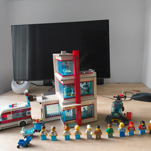 Lego city hospital 60204 - lego,