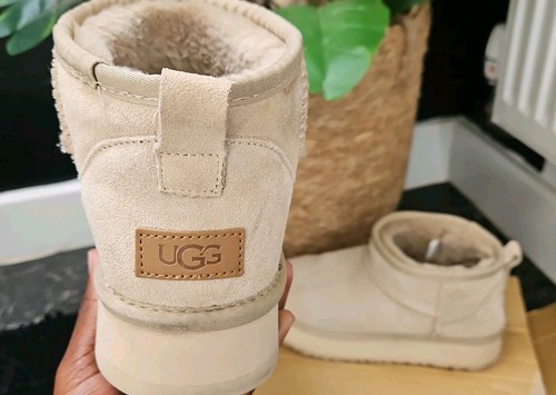 Ugg australia mini boots size - australia,