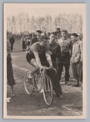 Bicycle racing sports - bicycle,