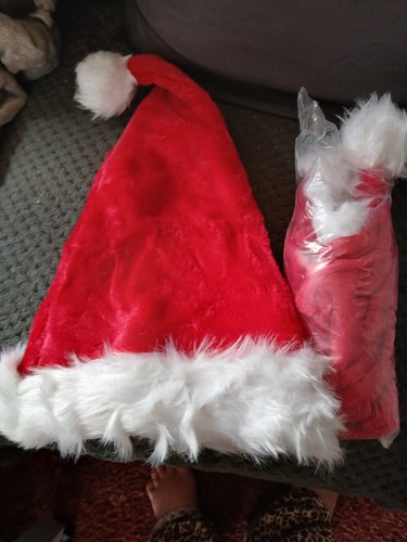 Santa hats brand new - x,