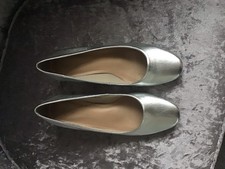 Marks And Spencer’s Insolia