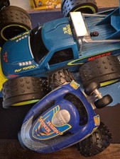 2 radio controlled cars