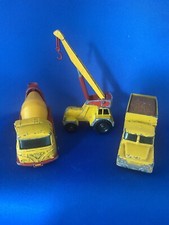 VINTAGE 1970s CONSTRUCTION