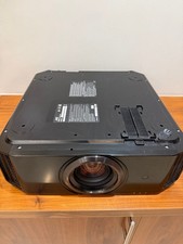 JVC DLA-X500RBE 4K e-Shift