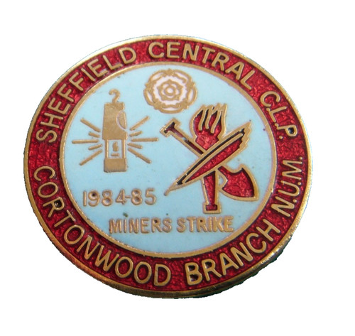 Miners strike badge - strike, sheffield