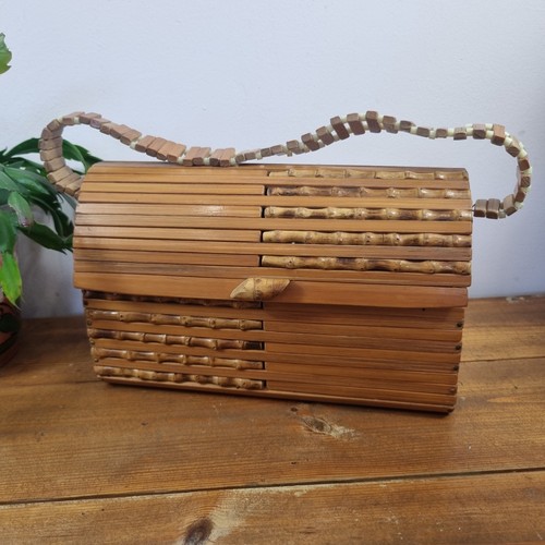 Vintage slated wooden shoulder - wooden,