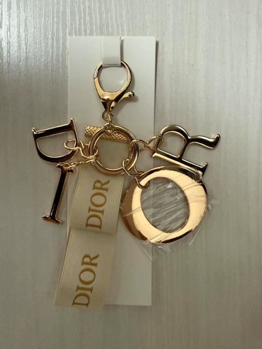 Dior beauty gift keychain - dior,