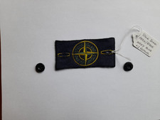 Stone Island  Italy Original Genuine Authentic Rare Navy Badge + 2 buttons  VGC