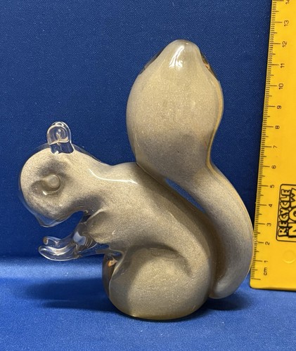 Wedgewood glass grey squirrel - grey,