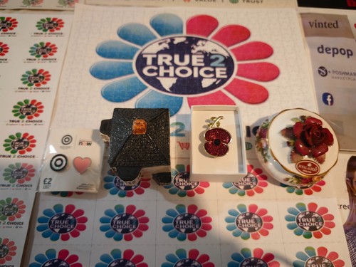 Mixed collectables bundle - mixed,