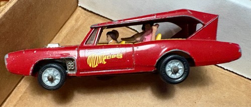 Corgi toys set 277 monkees - corgi,