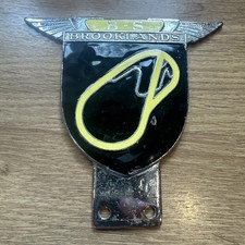 VINTAGE BROOKLANDS CAR BADGE Big B-S Brooklands Metal Enamel Race Track