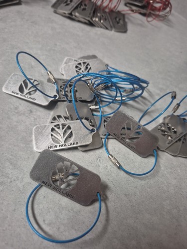 New holland keyring flash - holland,