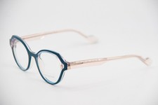 NEW FACE A FACE PARIS WISPER 1