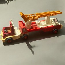 Vintage 1978 Fisher Price Husky Helper Hook & Ladder FIRETRUCK #319 Fire Truck