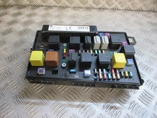 2008 VAUXHALL ASTRA H 1.4i 5DR MK5 BCM ELECTRIC UEC FUSE BOX 13268301 LK #814