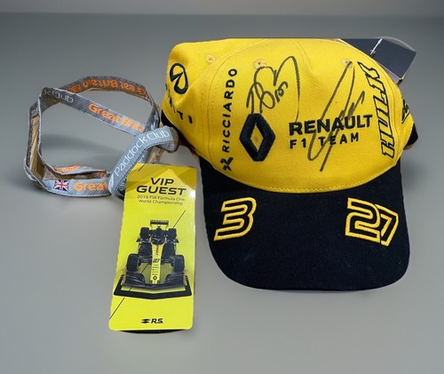 Renault team cap signed - renault,
