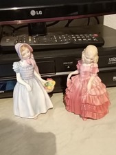 Royal Doulton - Wendy (HN2109) + Rose - Bone China  Figurines