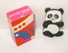 VINTAGE AVON COSMETICS PANDY BEAR PIN BADGE BOXED UNUSED  CIRCA 1970s