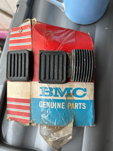 Nos bmc pedal rubbers - , set