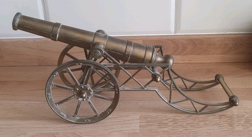 Vintage heavy brass - vintage,