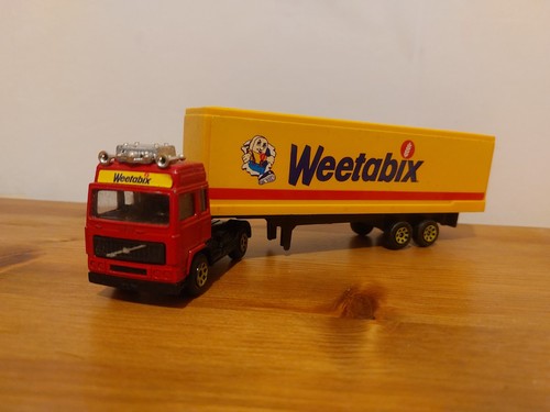 Corgi toys c1231 - toys, volvo