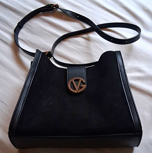Genuine leather and faux swede - faux,