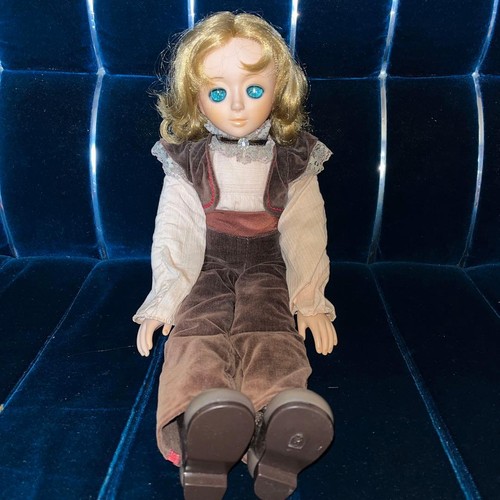 Sekiguchi doll big blue eyes - doll,