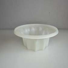 Vintage 1980’s Tupperware Jelly Mould / Blancmange Spare Part Replacement Part