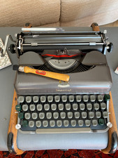 Vintage Imperial Good Companion 3 Portable Typewriter 1950's