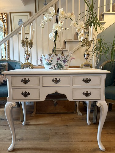 Vintage queen anne writing - anne,