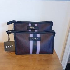 DKNY 2 Piece Wash Bag Set