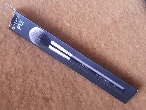 Sigma beauty f12 powder - sigma, brush