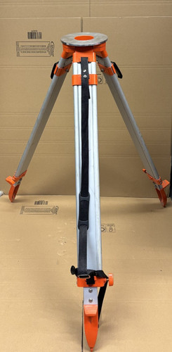 Heavy duty aluminium tripod - heavy,