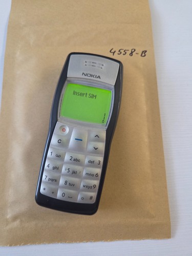Nokia 1100 jet black - nokia,