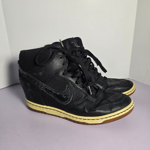 Ladies black nike - dunks, sky