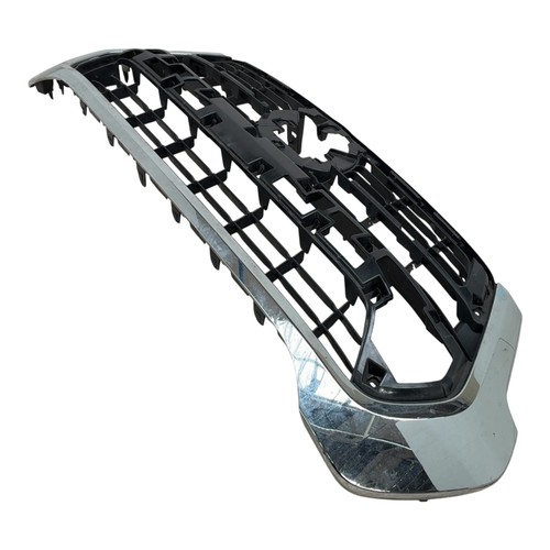 Toyota hilux front bumper - toyota,
