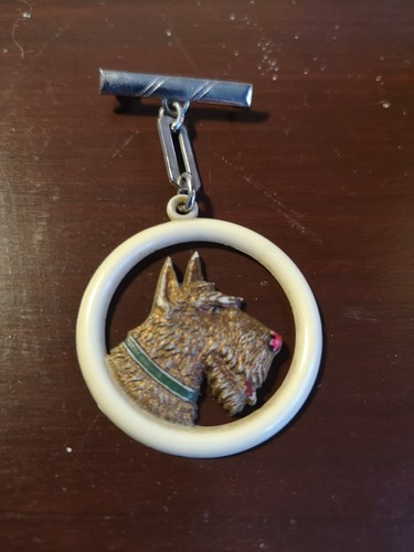 Vintage scottie dog brooch
