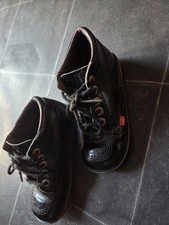 Children's Black Lace-Up School Kickers Size EU 32, UK Junior 13