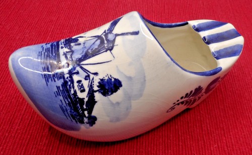 Retro delft blue pottery - delft,