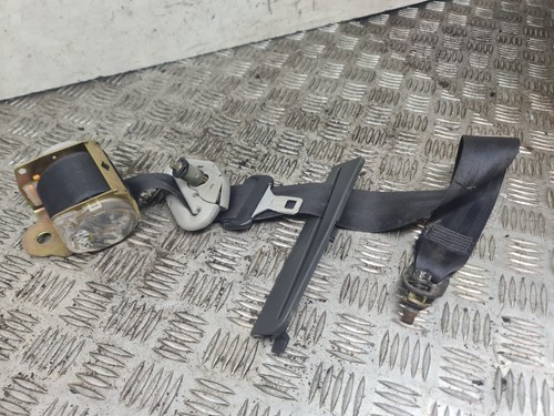Toyota estima seat belt driver - toyota,