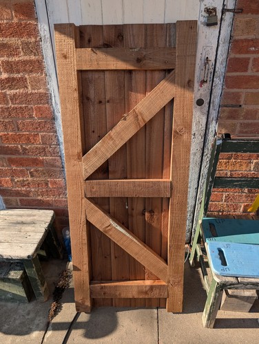 2ft wide 5ft tall wooden - 2ft,