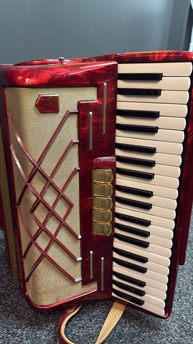 Hohner virtuola iii accordian - virtuola,