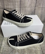 Maison Margiela Tabi Canvas