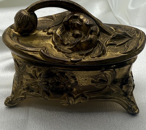 Antique casket footed lined - antique,