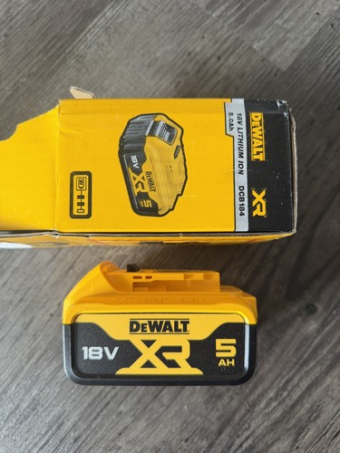 Genuine dewalt dcb184 18v - dewalt,