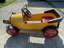 Brum Yellow Pedal Car with Red