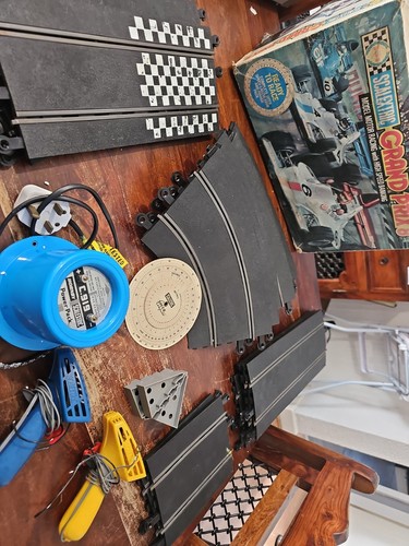 Scalextric grand prix - scalextric,