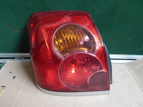 2003 toyota avensis door - 5,